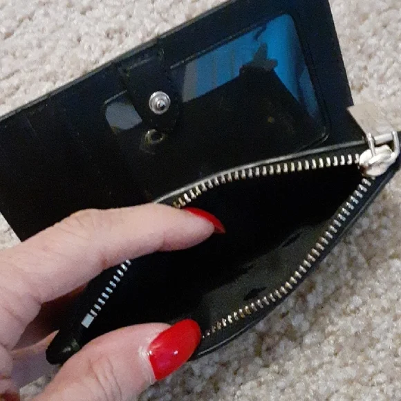 Kate Spade Black Leather Wallet - Picture 8 of 8